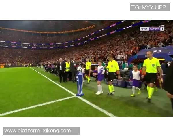 加拉塔萨雷主场击败利物浦成功零封收获210万欧赢球奖金 加拉塔萨雷主场击败利物浦成功零封收获210万欧赢球奖金