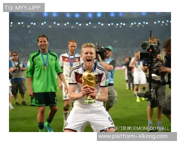 许尔勒挑战超级马拉松百人竞速最后一人方可结束赛事