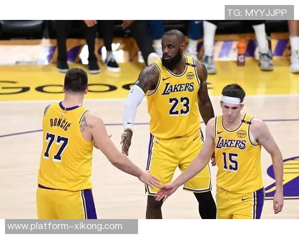 里夫斯签下5年24亿合同詹姆斯续约影响湖人薪资策略分析