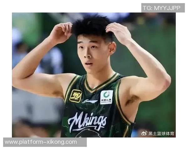 在他手下打球的林葳需要更加乖巧和努力才能赢得认可与尊重 在他手下打球的林葳需要更加乖巧和努力才能赢得认可与尊重