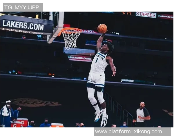 爱德华兹生涯前五年全能数据与乔詹并驾齐驱仅四人达成的传奇成就