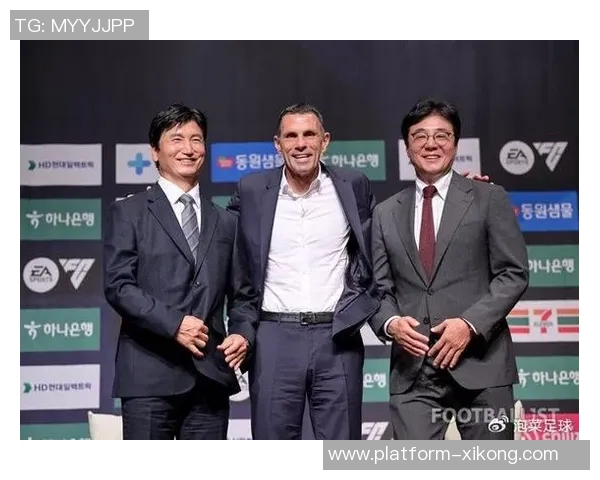 2025赛季K1联赛颁奖盛典李东炅荣获最佳球员波耶特获最佳教练殊荣 2025赛季K1联赛颁奖盛典李东炅荣获最佳球员波耶特获最佳教练殊荣