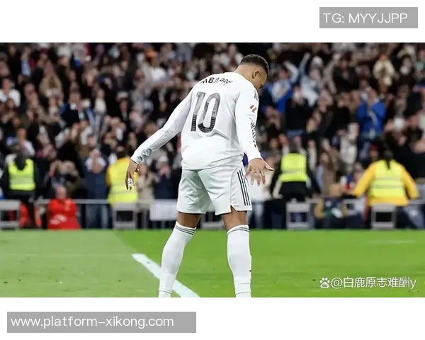 菲戈谈姆巴佩带伤出战需谨慎皇马曼城对决将引人瞩目